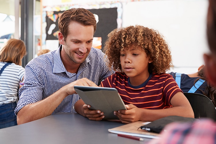 convertirse en padre adoptivo becoming a foster parent in california